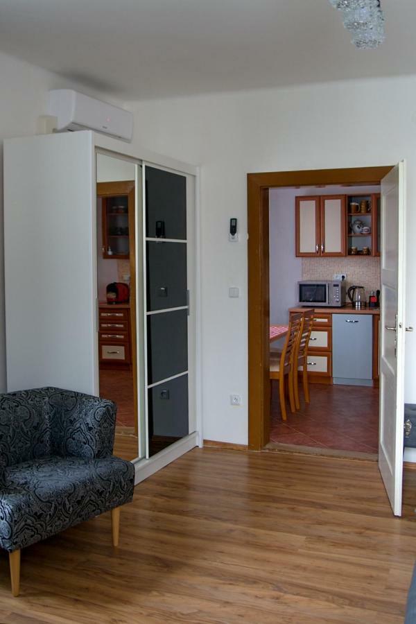 Luxusni Apartman Nmnm Family 노베 메스토 나 모라베 외부 사진